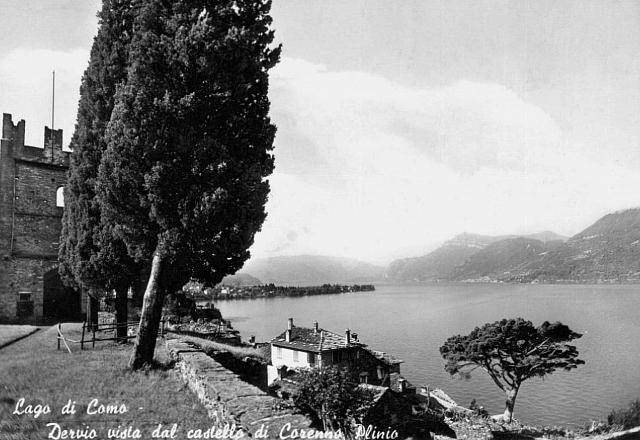 Castello - Veduta sul lago